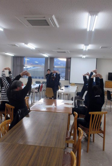 職場で健康講座　～肩こり・腰痛予防ストレッチ～
