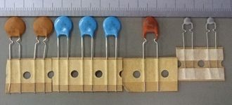 ラジアル部品